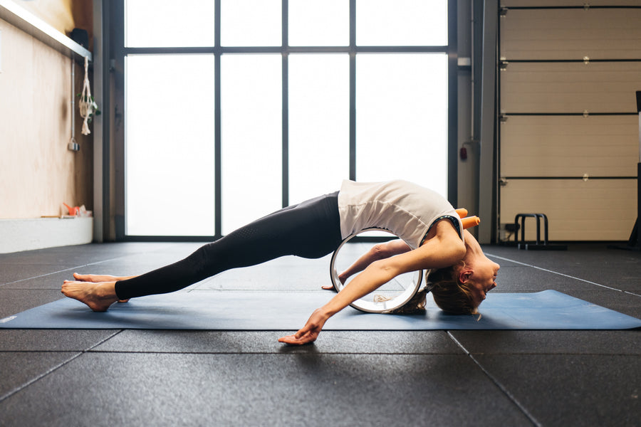 Atmung im Yoga: Wenn der Atem durch Cupping im Körper wieder Raum findet